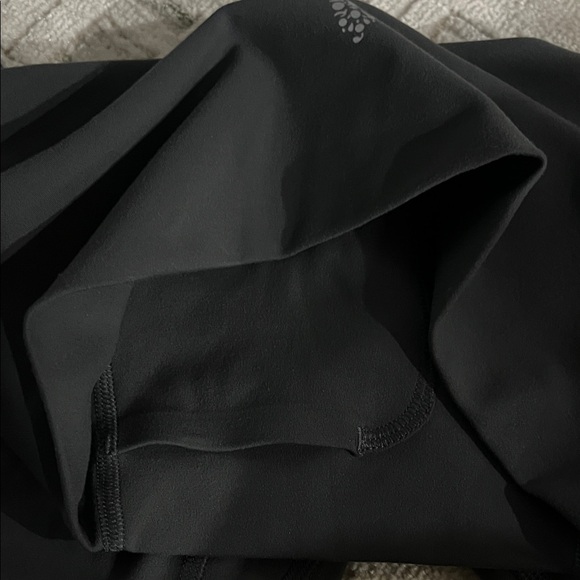 Free People Movement Never Better 7/8 Length Leggings in Dark Shadow NWOT - Picture 9 of 9